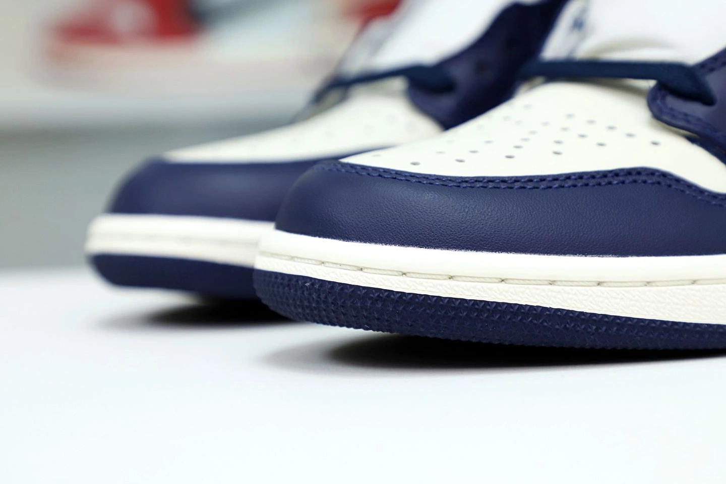 AIR RETRO 'OBSIDIAN' JORDAN 1 HIGH OG 1120